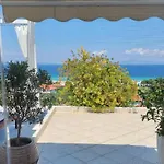 Seaview Dreams