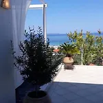 Seaview Dreams 度假居